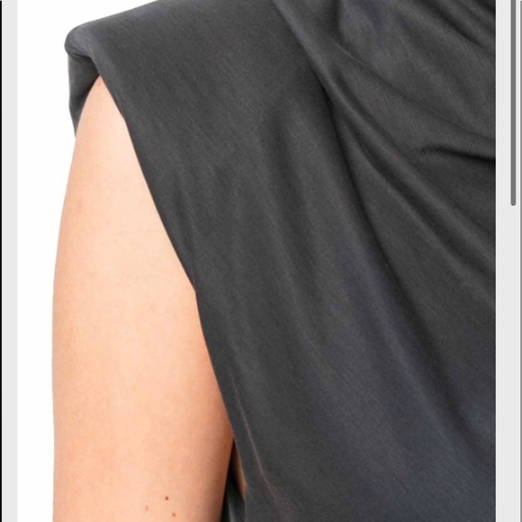 NWT Alice + Olivia Coreen top - Picture 4 of 5